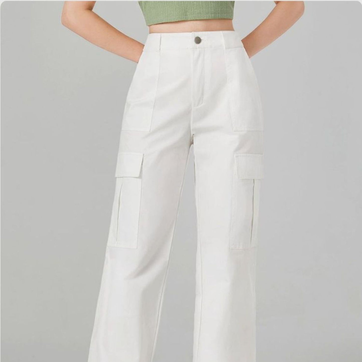 Wide Leg 6 Pocket Cargo Jeans