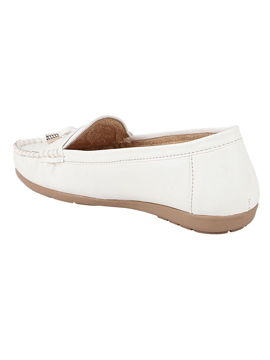 Dart Flats - White