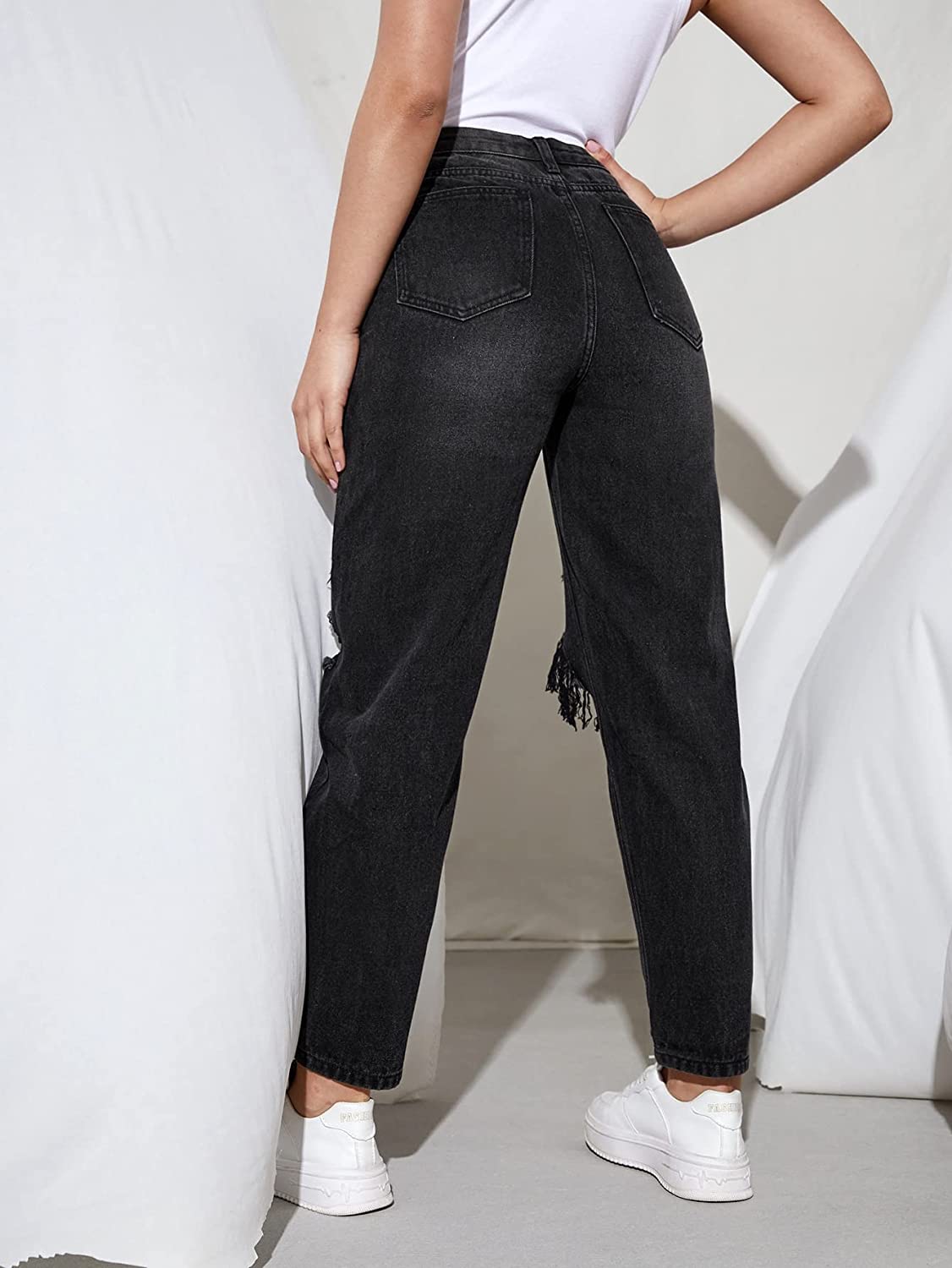 High-Rise Ripped Jeans Charcoal - SPP