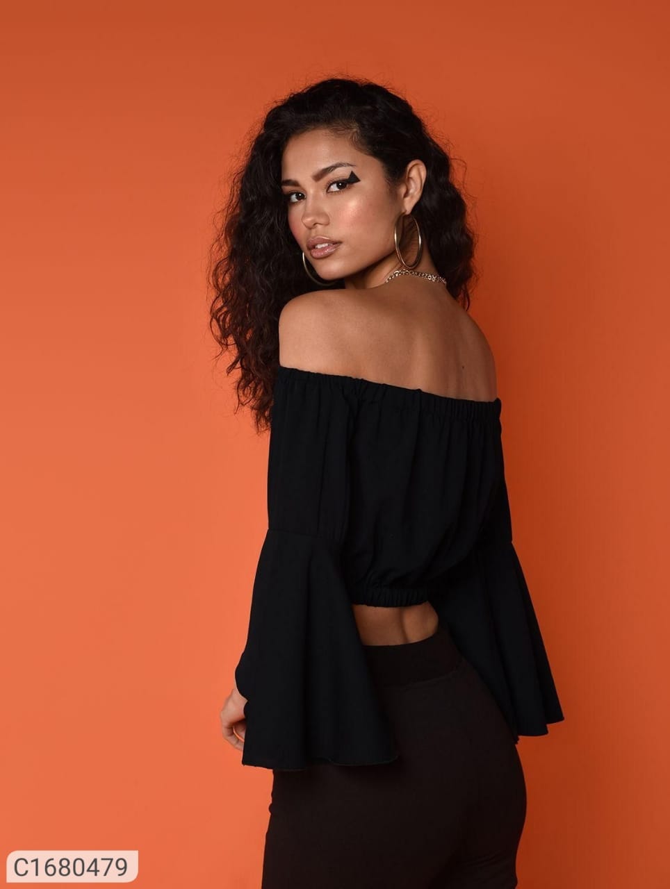 Crema Crop Top